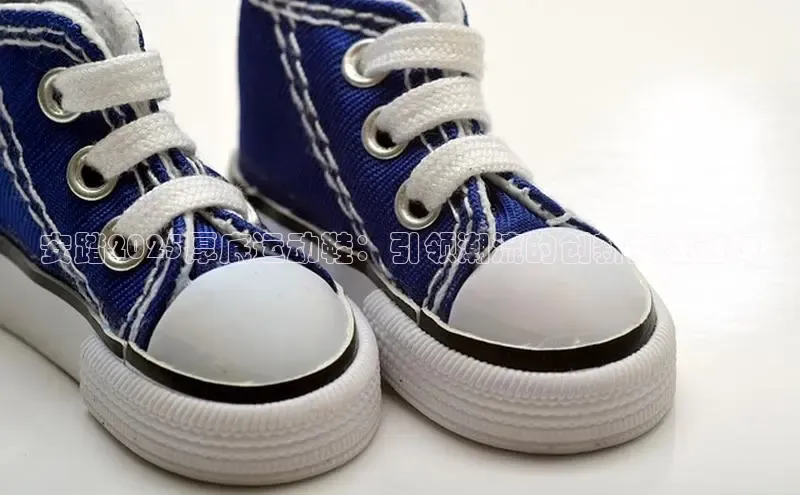 安踏2025厚底运动鞋：引领潮流的创新女性选择