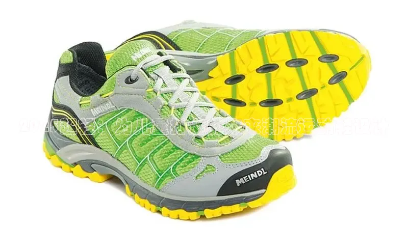 2025超轻：为儿童打造的未来潮流运动鞋设计